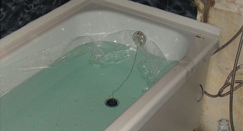 Установкой акрилового вкладыша | Скоропусковский